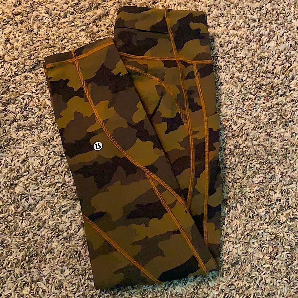 Time to Sweat Crop lululemon Leggings